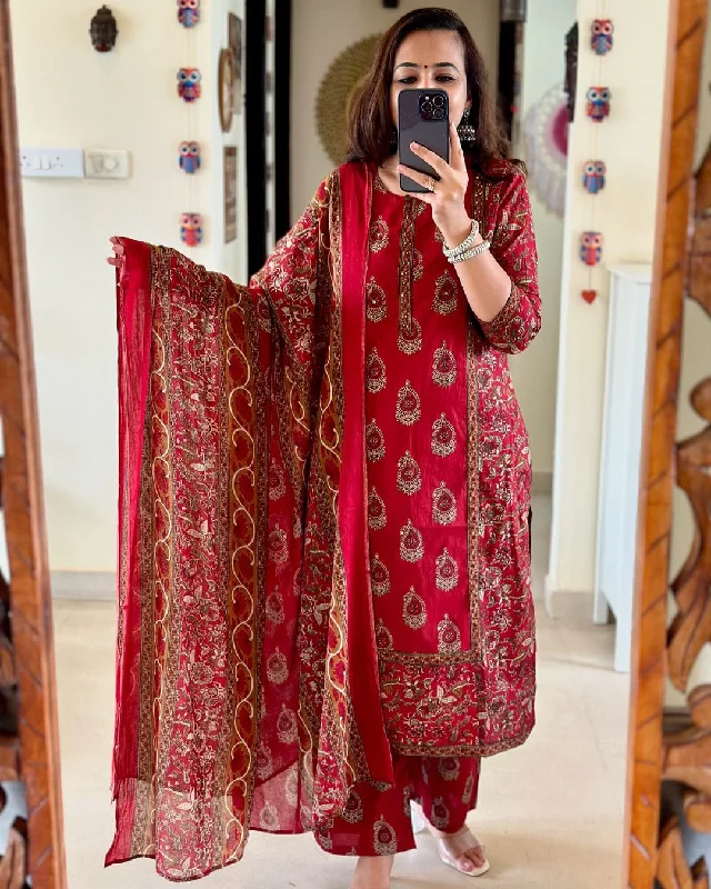Beautiful Jaipuri Printed Cotton Suit Set Cotton Kurta With Floral Print And Handwork detailing With Panel Work Paired Up With Cotton Pant and Duppatta🥰(NFRD289) Short unclassified dresses